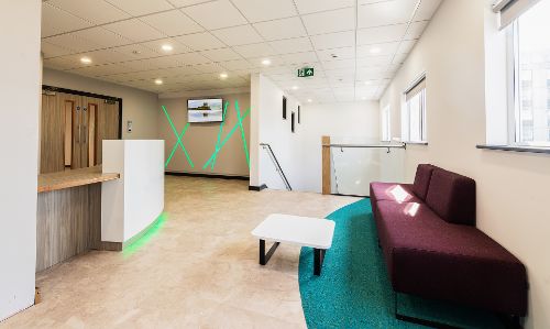 003hull-royal-new-offices-monitior-jpg