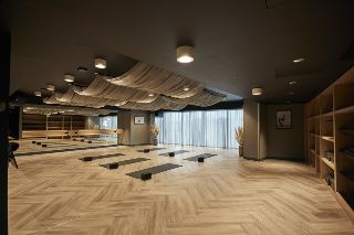deansgate-square-yoga-studio-01-edited-jpg