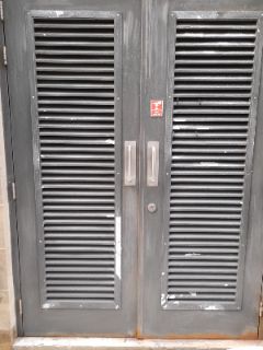 wellbar-doors-jpg